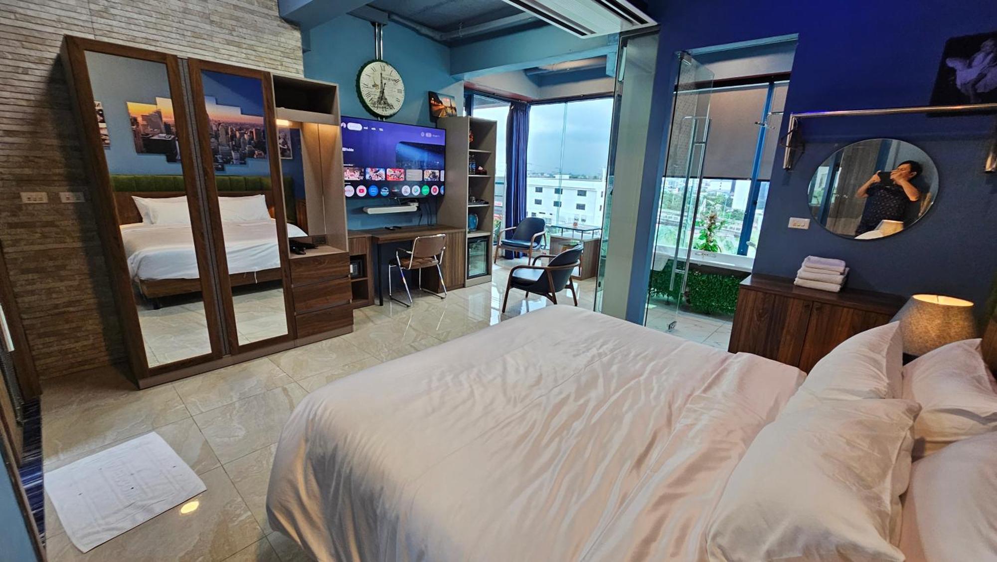Bluetel Re'Sidence Bangkok Impact - 1 Time Drop-Off Service To Impact Pak Kret Extérieur photo